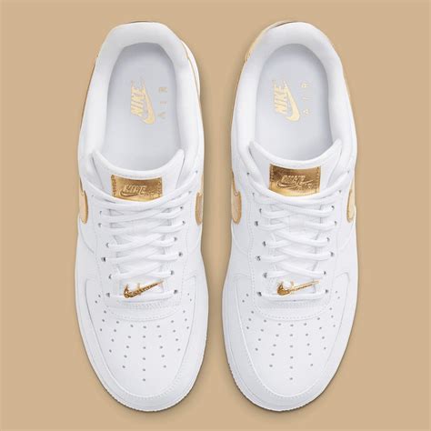 nike air force mit gold|Nike Air Force 1 low metallic.